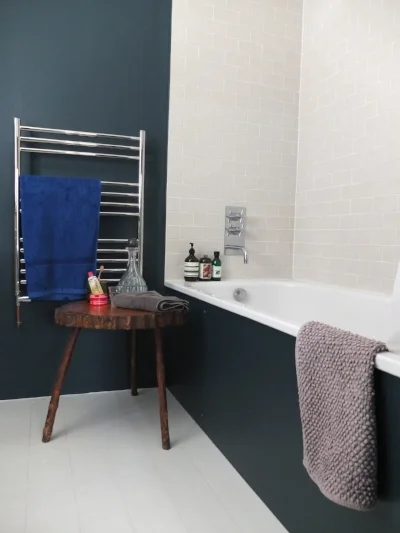 blue bathroom (3).JPG