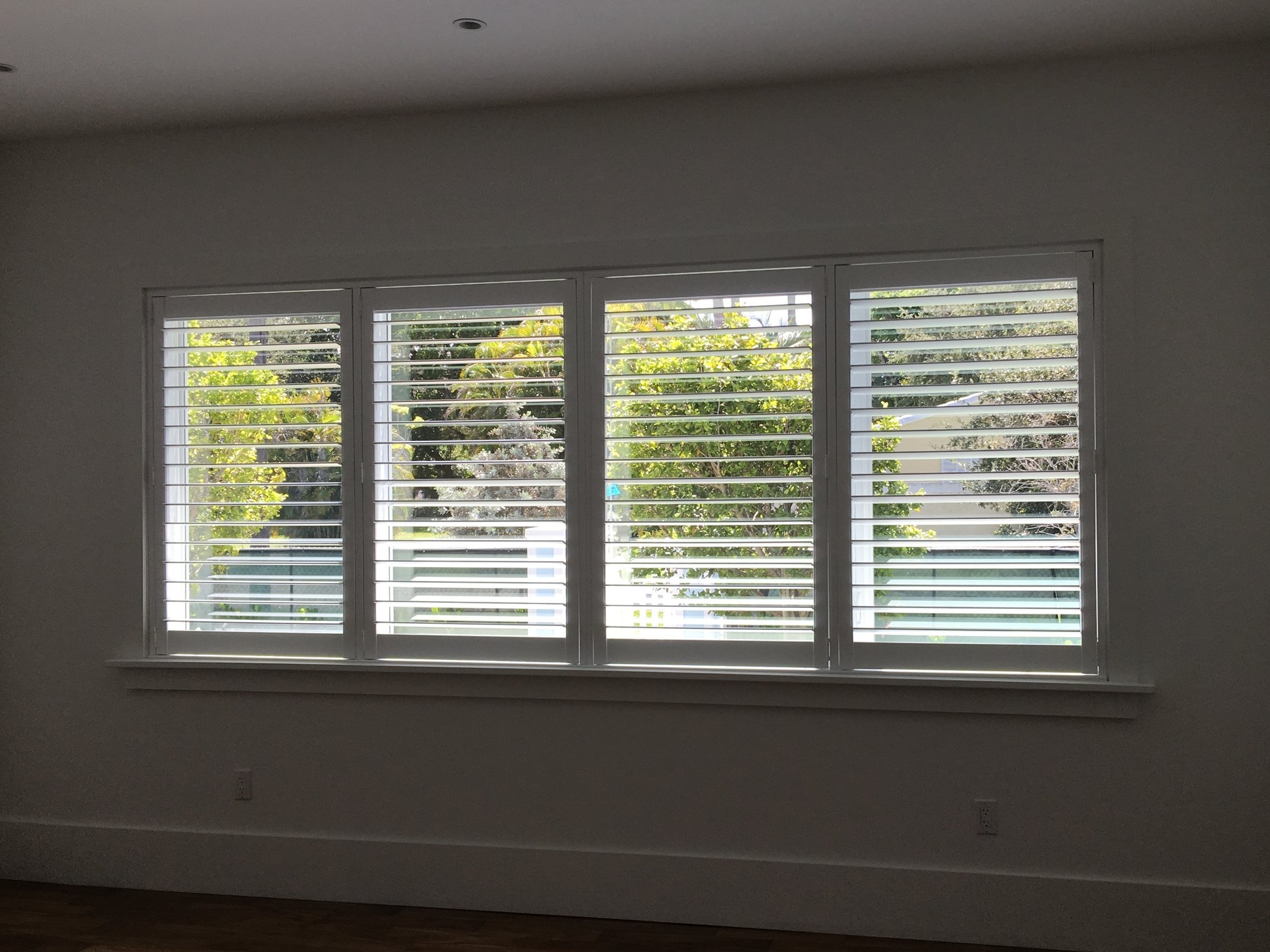 Poly Shutters with Rear Controlled Louver Slats