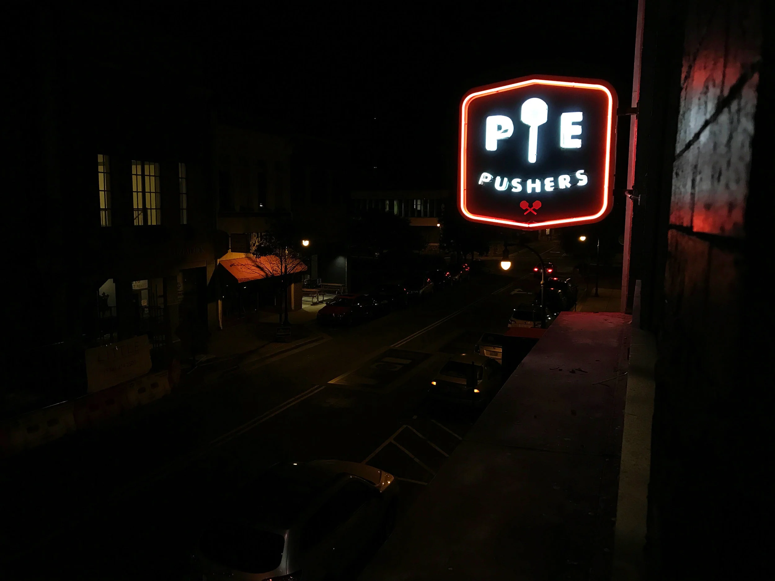 Pie_Pushers-NEON_SIGN-HORIZ.jpg