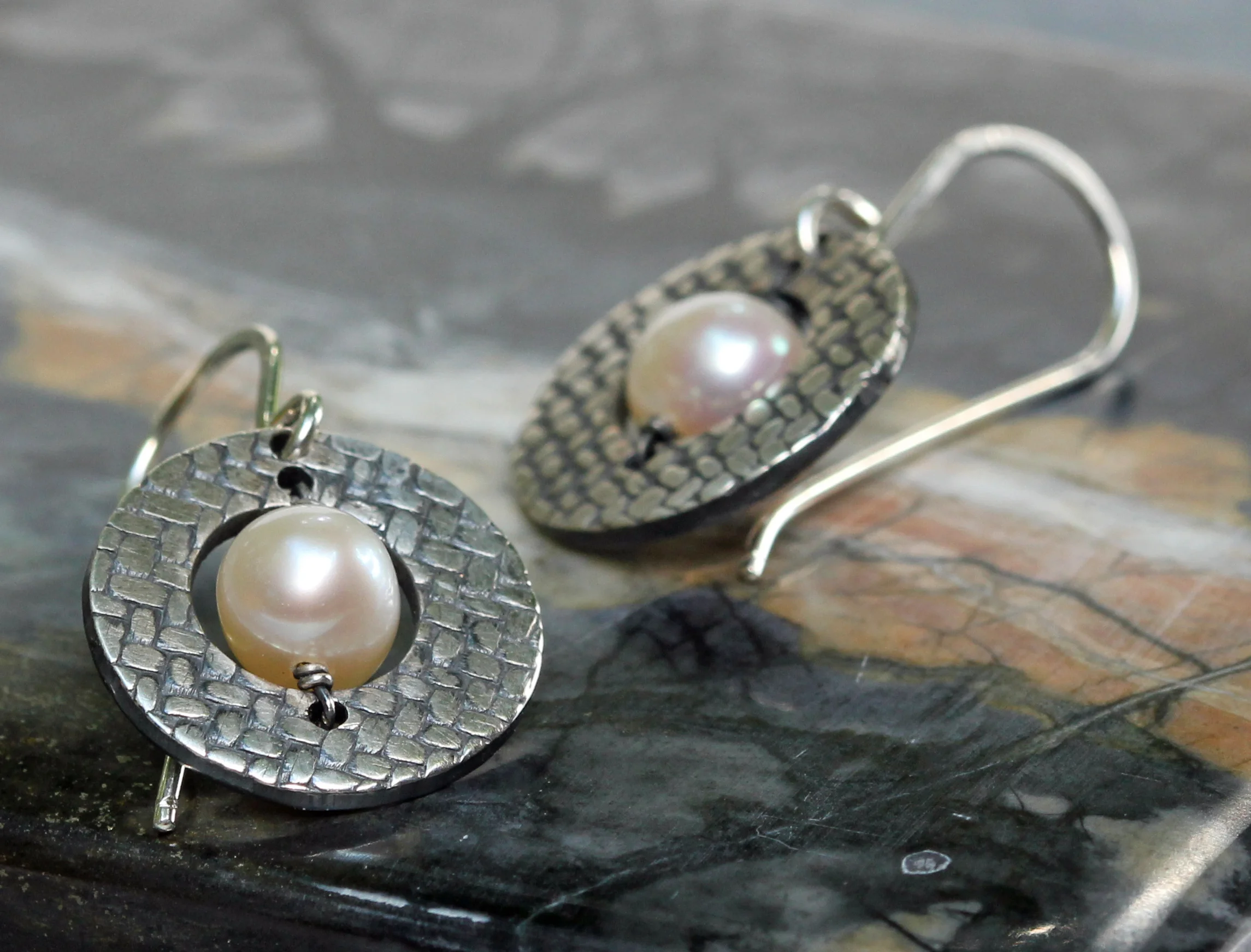 Freshwater Pearl Fine Silver