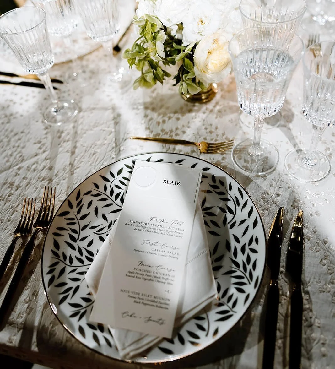 Hope &amp; Tommy's wedding was pure magic&mdash;effortlessly elegant and intimate in the heart of the city. We loved creating their day of materials including a custom illustration&mdash;adding a personal touch to such a beautiful day &hearts;️✏️

&b