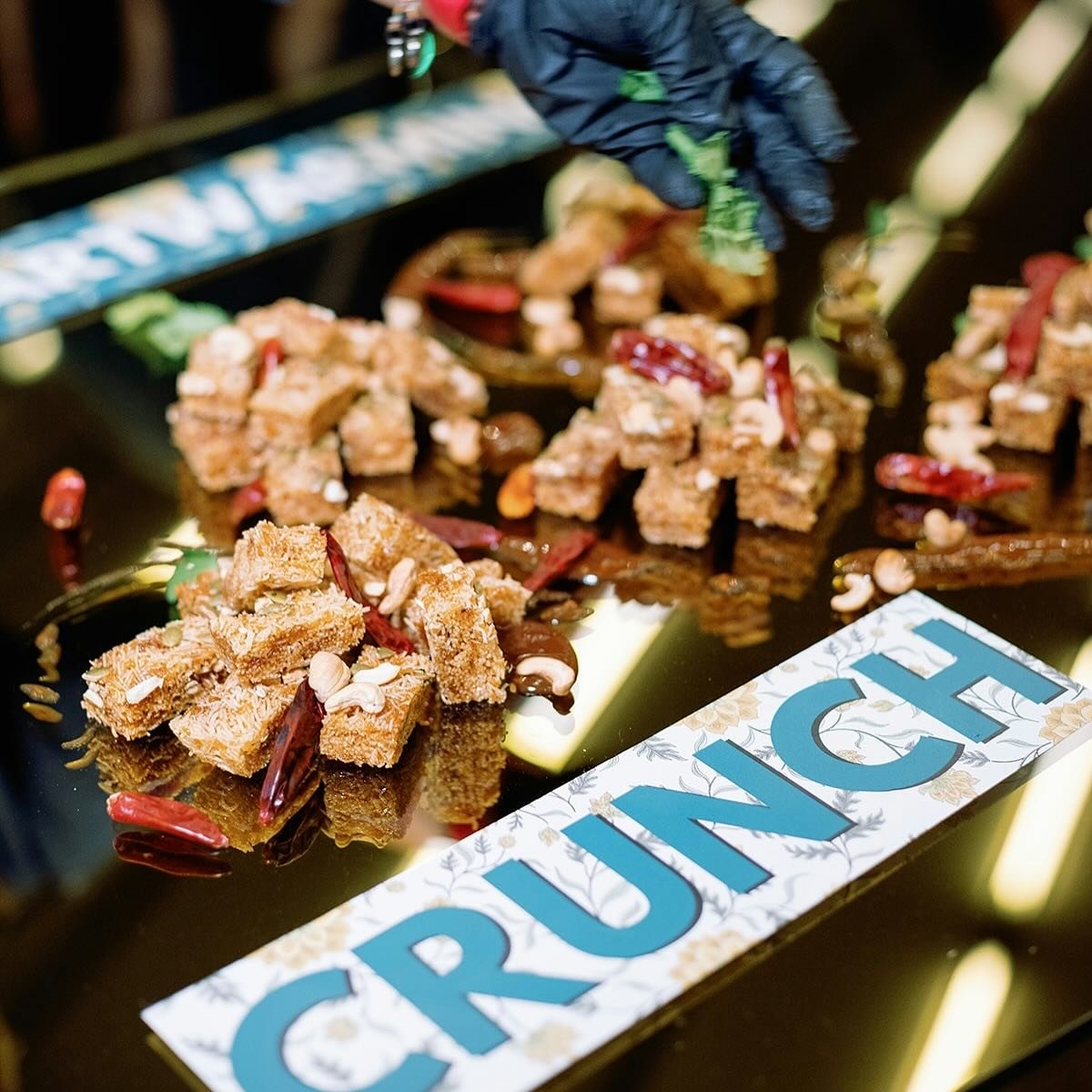 Thinking back on warmer days... ☀️❤️ 

Much love for this set of invites and menus for Love &amp; Conversations at the Perez Art Museum!

&bull;
Photographer: @erikadelgadophoto
Venue: @pamm
Event Planner: @masievents
Event Design &amp; Floral: Jassi