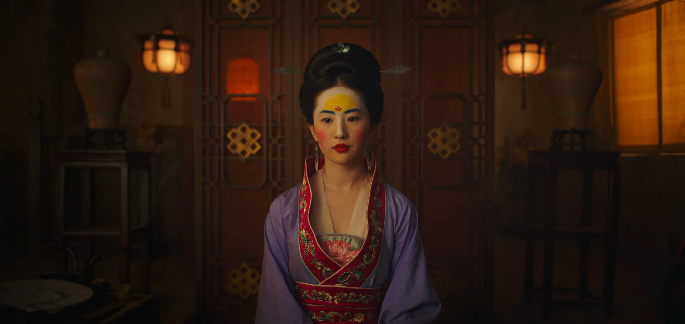 15_mulan_dtlr1_2k_cc_r709f_still.087766.jpg