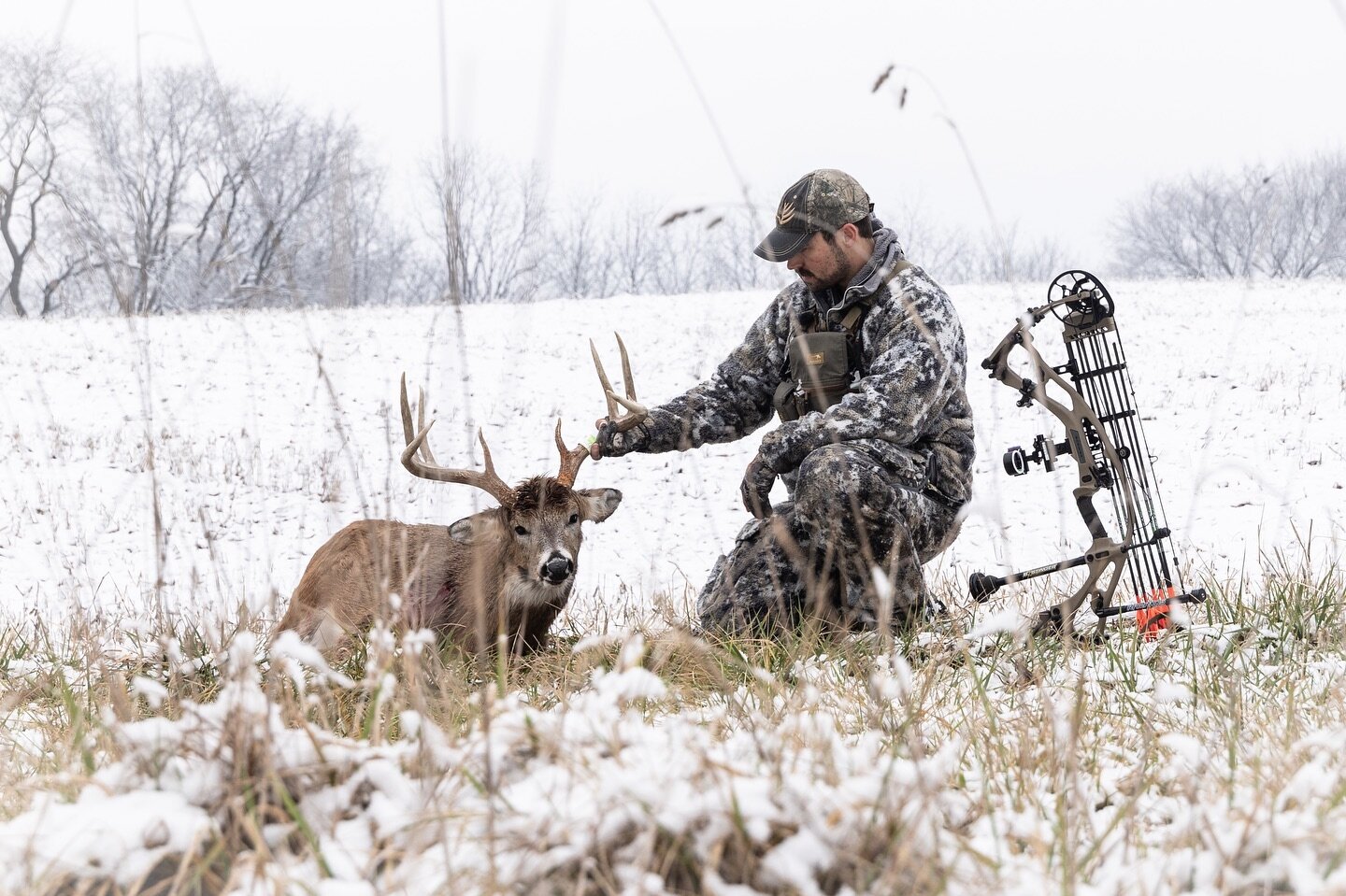 Grateful for this buck, grateful for warm clothes, grateful for fresh snow, grateful to be a bowhunter.

#bowonly #dedicationworks