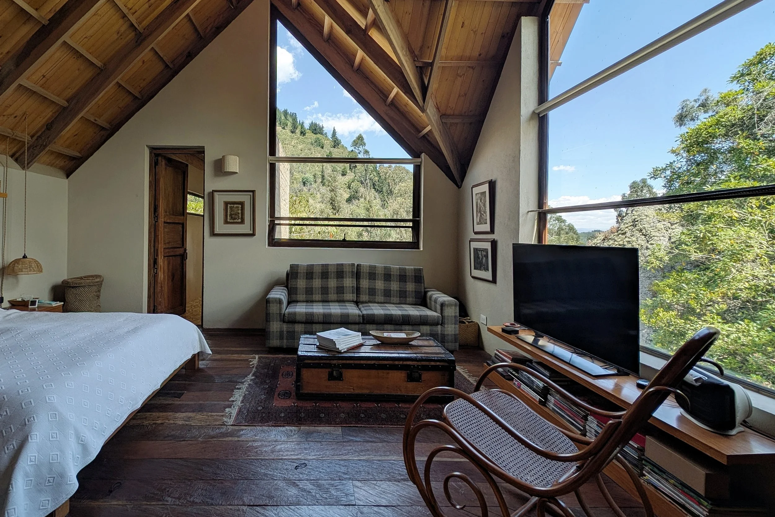 PXL_20251226_165612994 (1).jpg