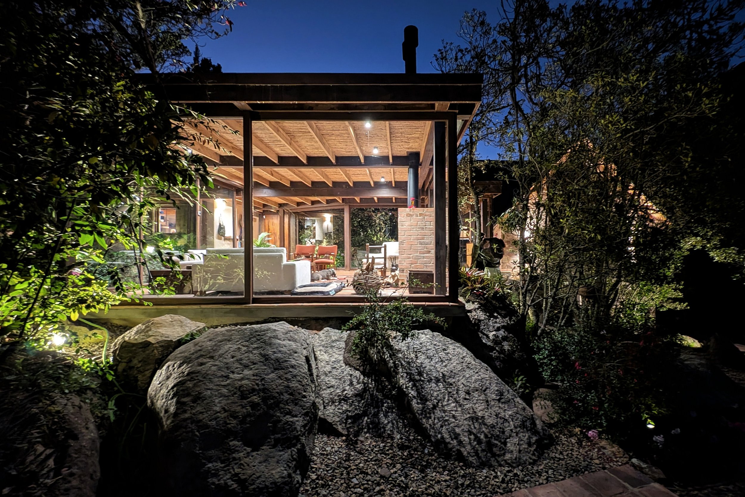 PXL_20251229_232654109.NIGHT (1).jpg