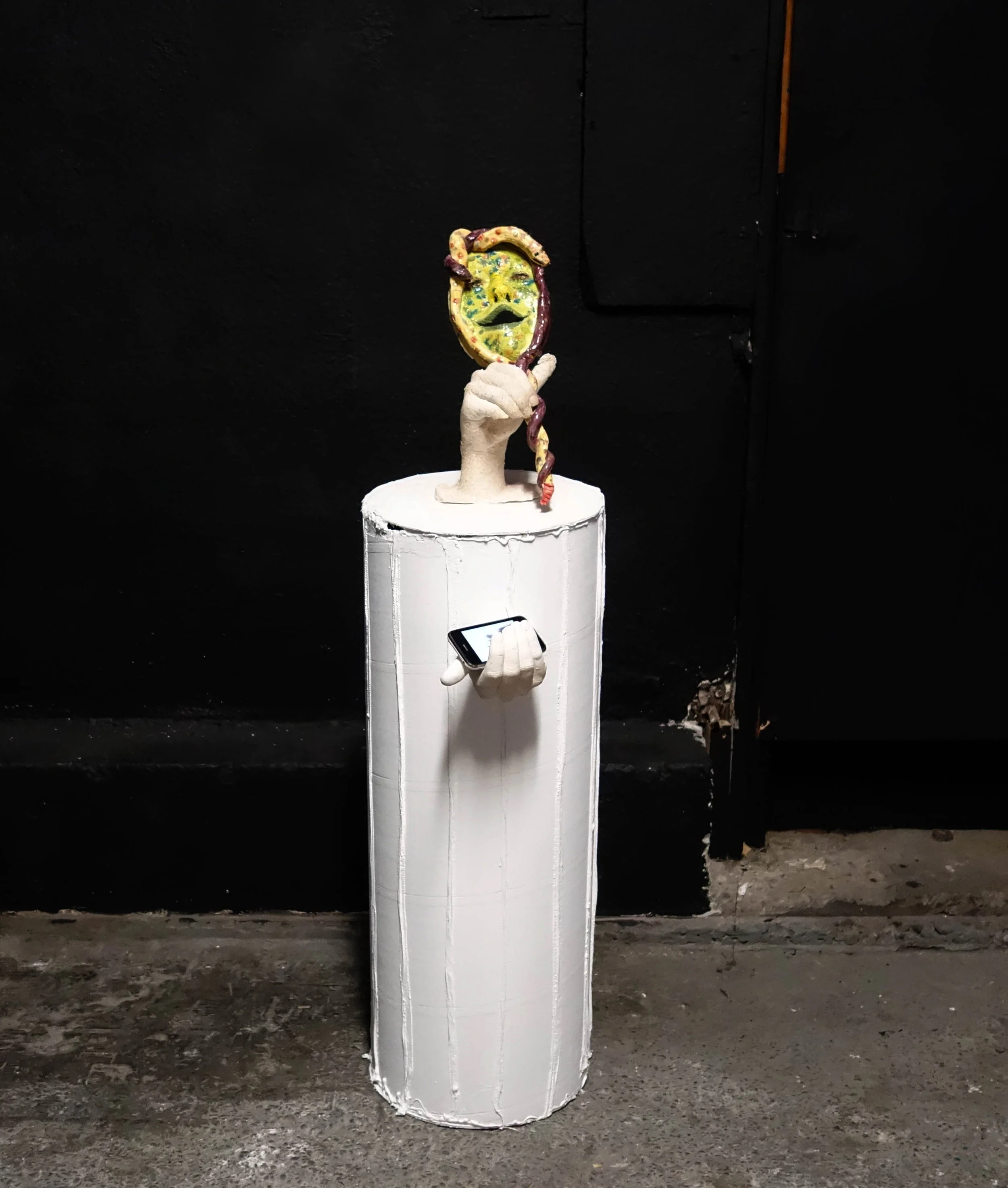 Molly Shea, "Perseus is a Dick: Everyone always forgets Medusa gave birth to Pegasus", 2018. Dimensions variable. Ceramics, quick-tube column & an iPhone 1. 