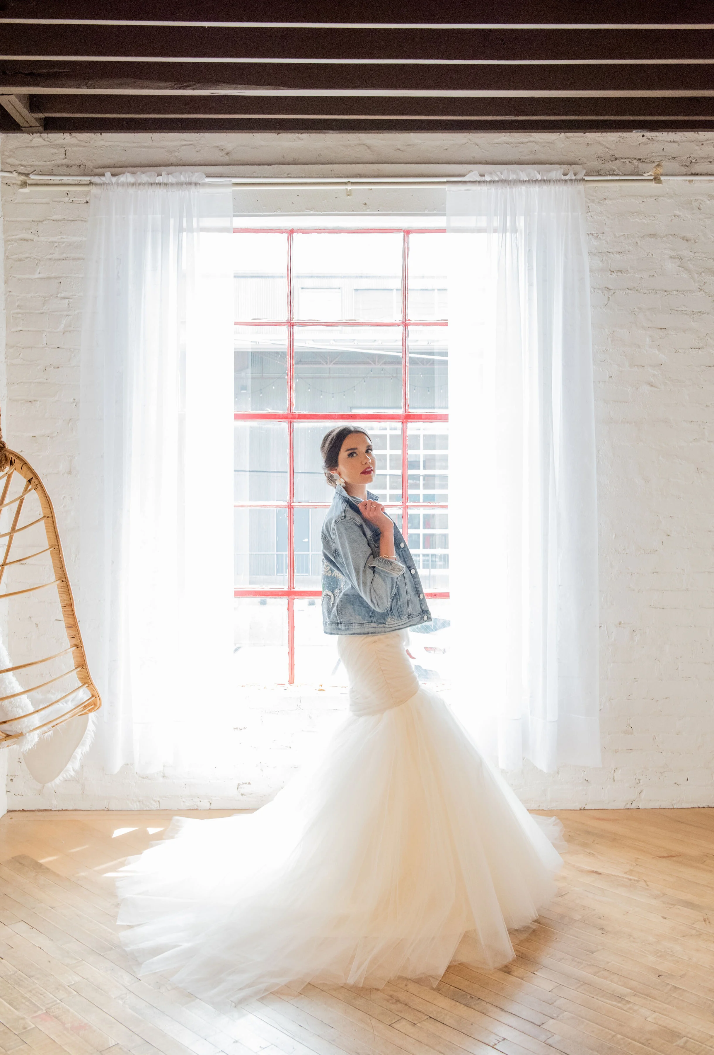  Industrial bridal photography by Twila Allen of Twila’s Photography 