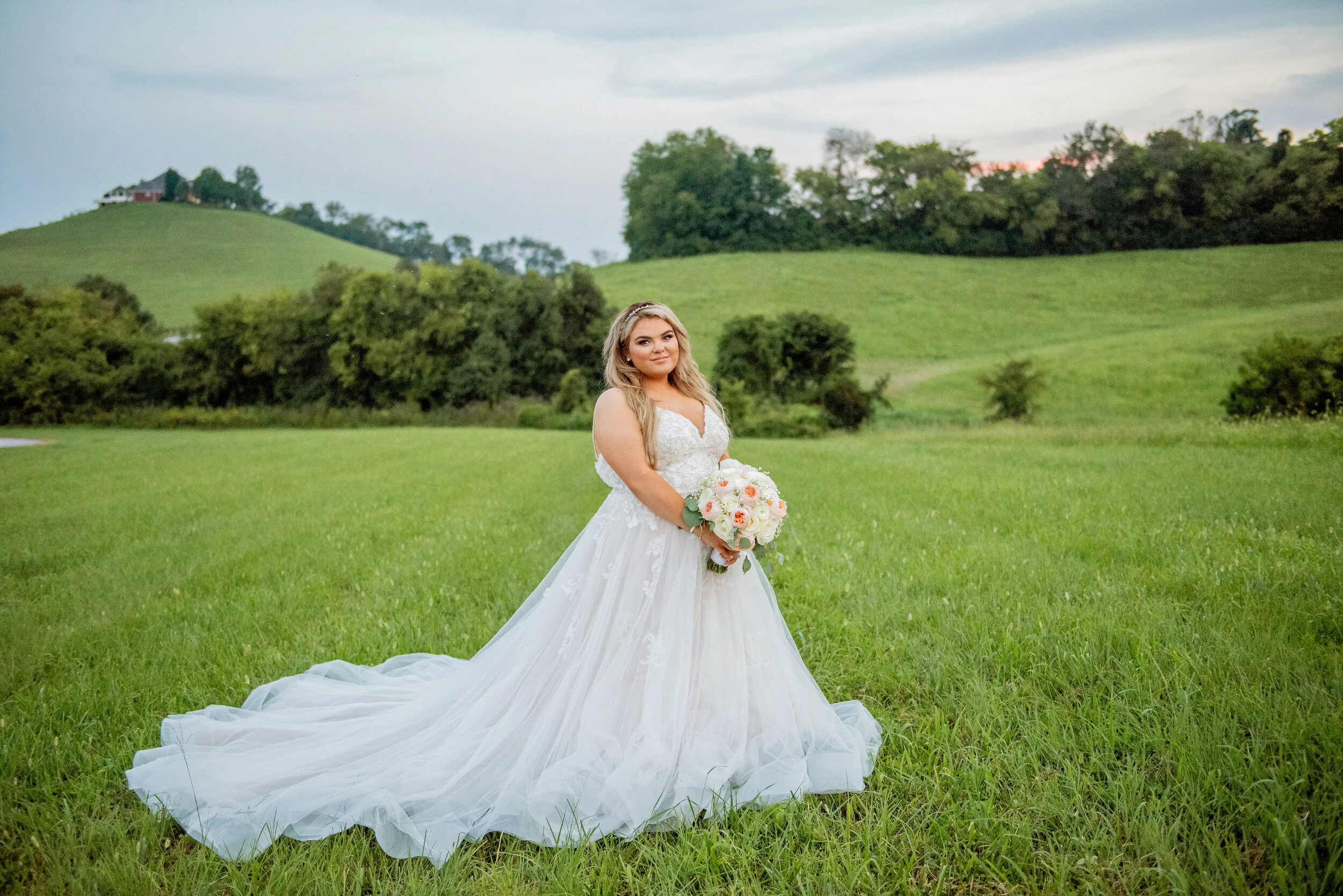  Tennessee bridal photography by Twila Allen of Twila’s Photography 