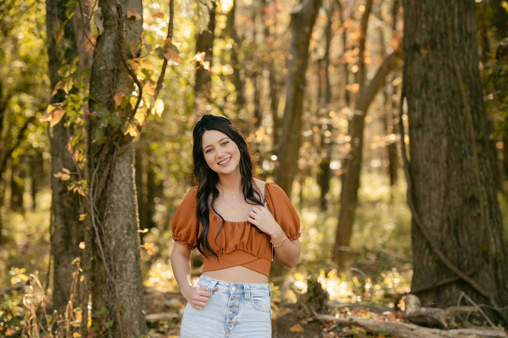 nashville senior session in woods