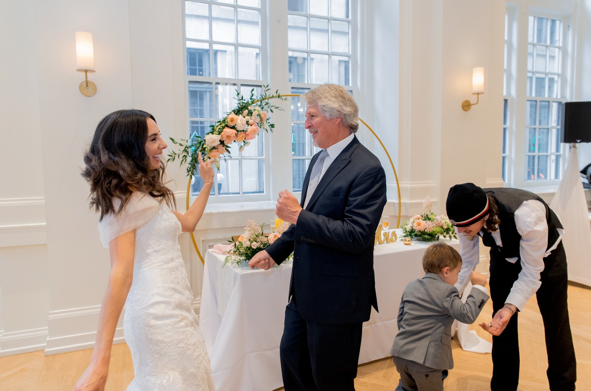 reception dancing at noelle