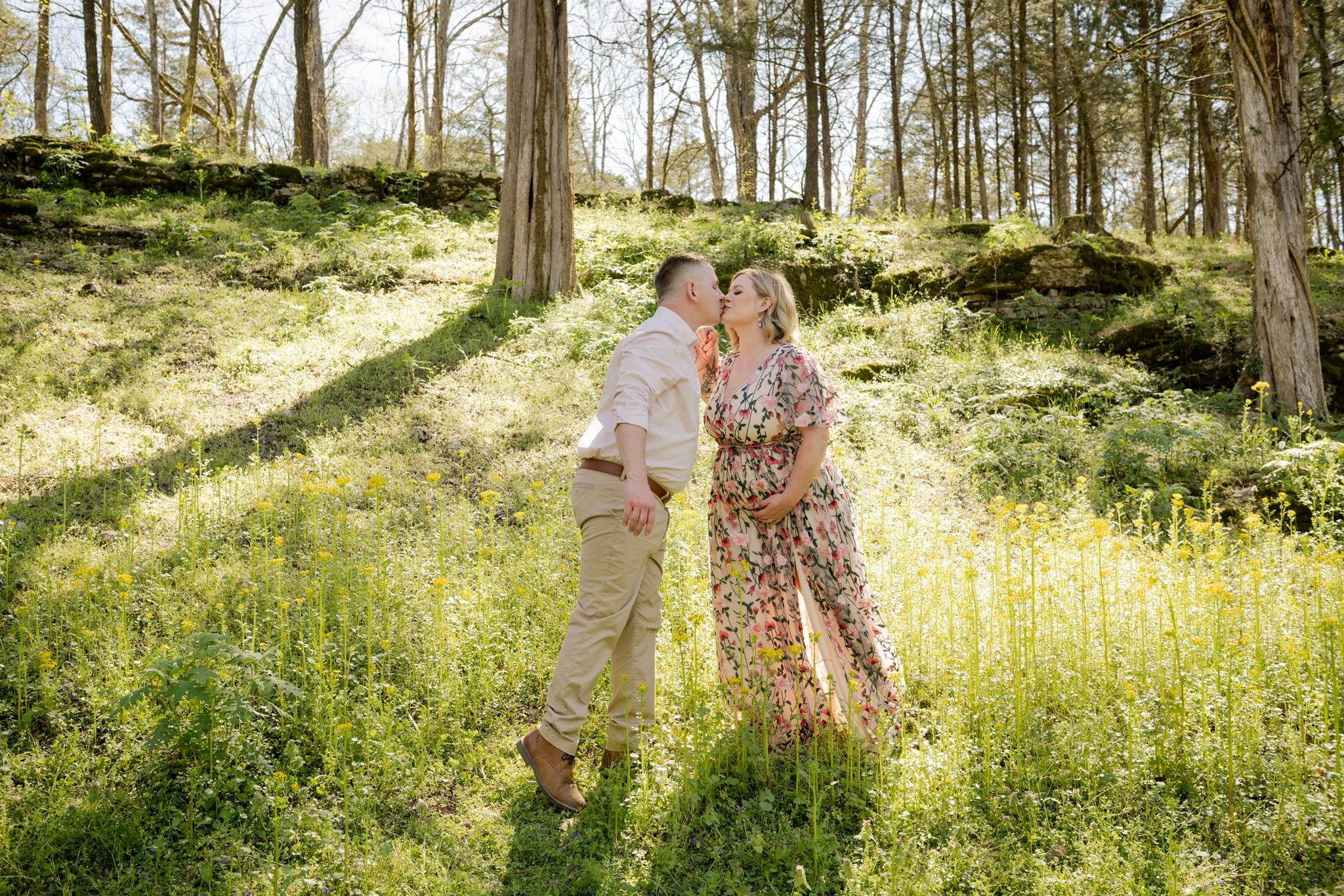 maternity session in Nashville