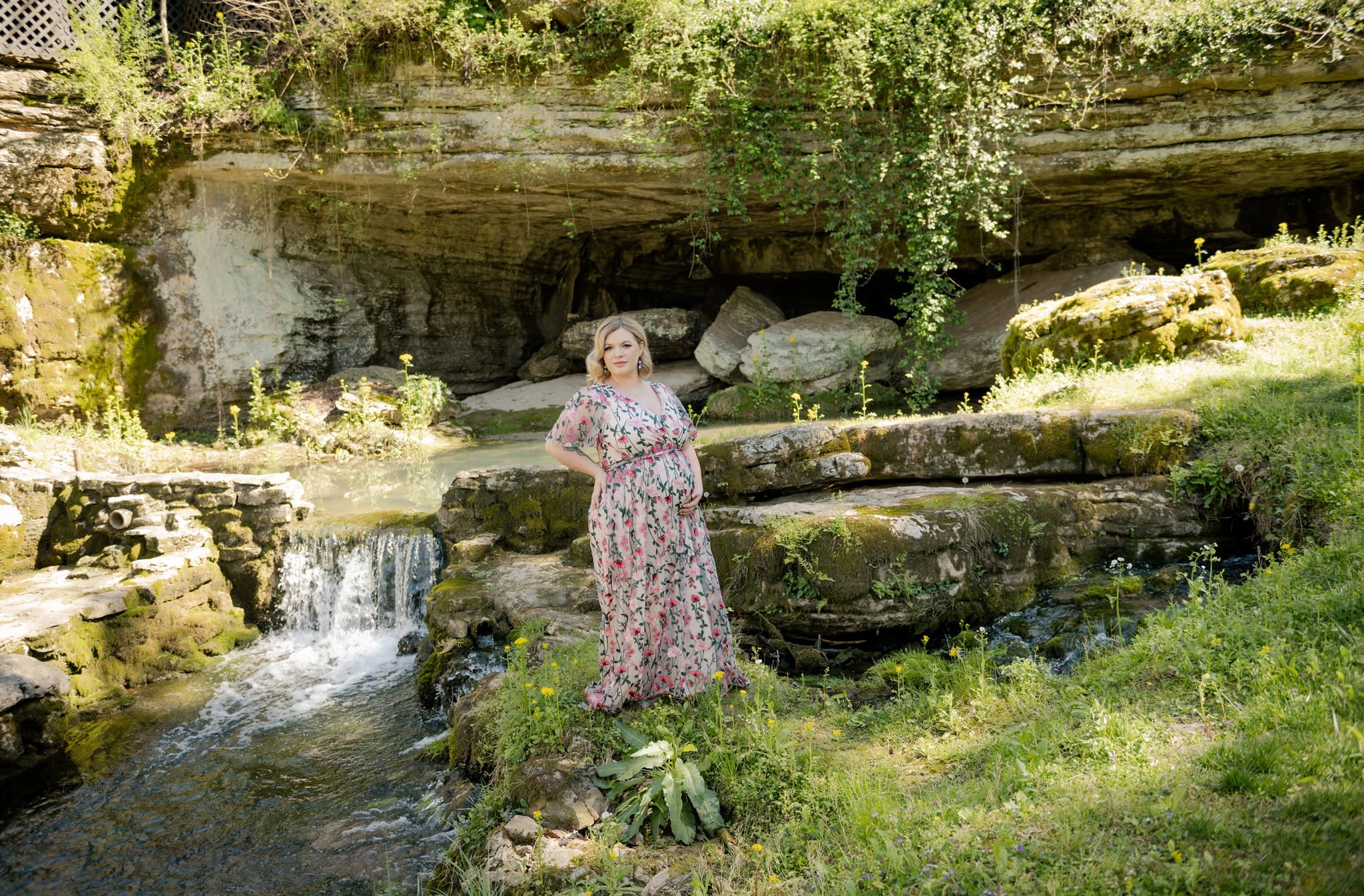 maternity session with waterfall