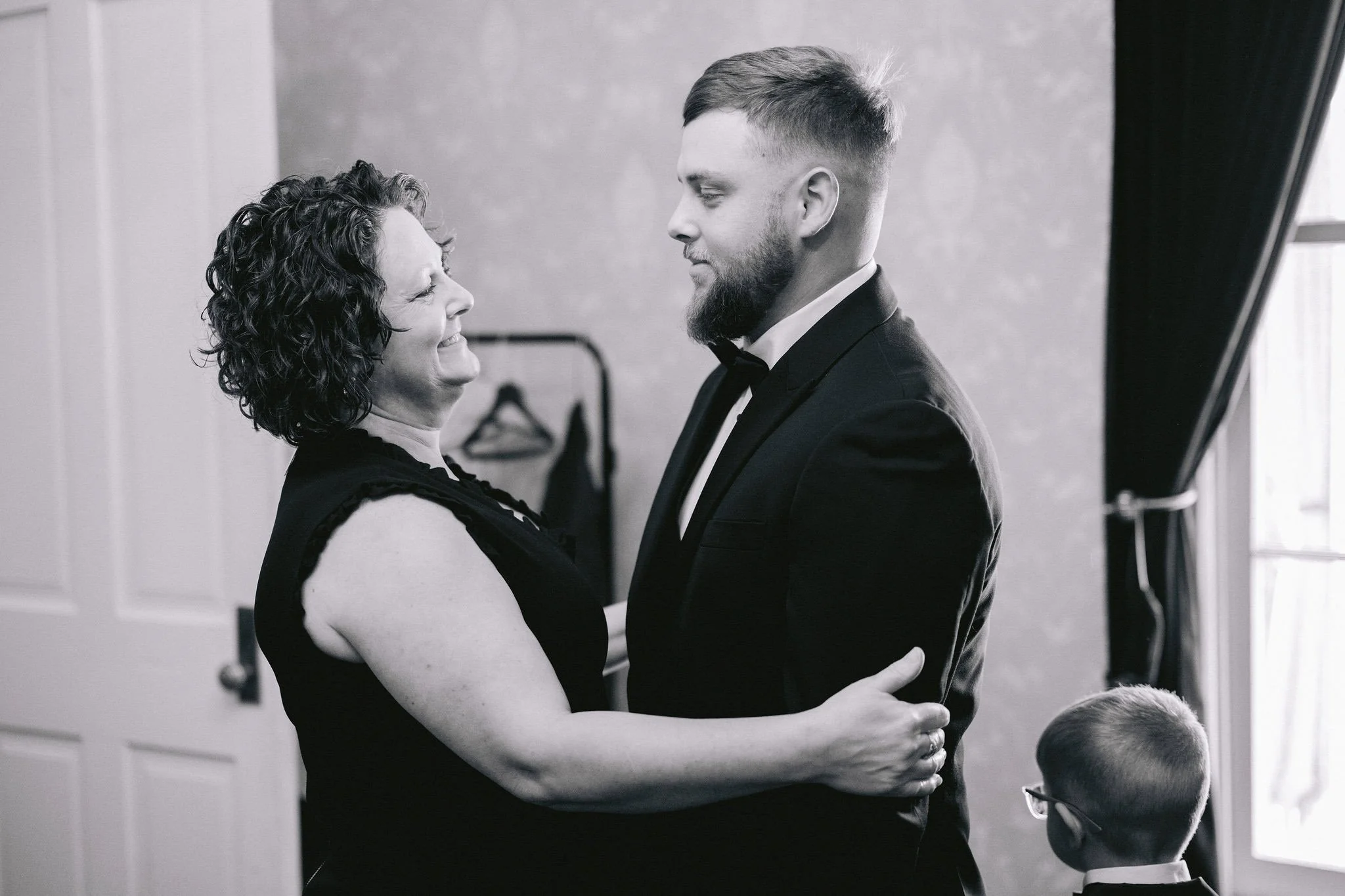 groom and his mother at Macca Villa