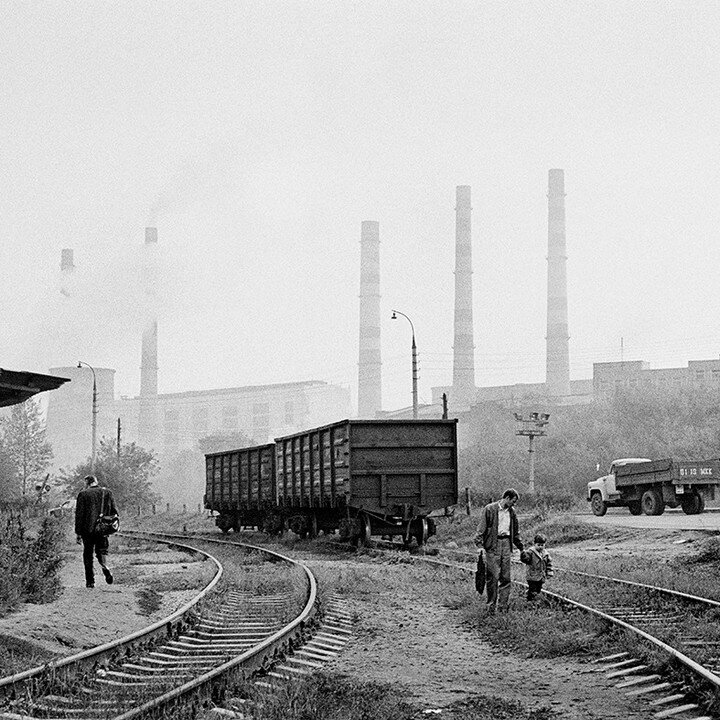 [EXPOSITION A VENIR]

Dans le cadre du Festival @photomarseille 2022, d&eacute;couvrez l'exposition &quot;Moscou 1994&quot; de Franck Pourcel &agrave; la @galerieterritoirespartages. 

📍Galerie Territoires Partag&eacute;s, 81 rue de la Loubi&egrave;