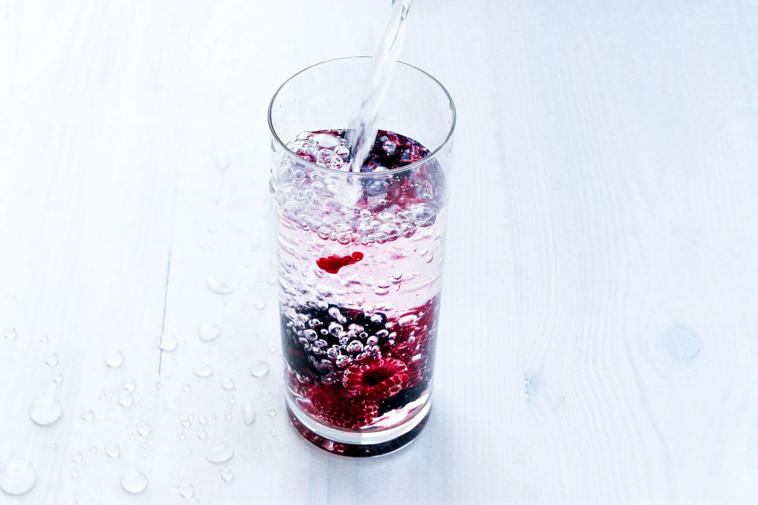 berry-beverage-blackberries-257210.jpg