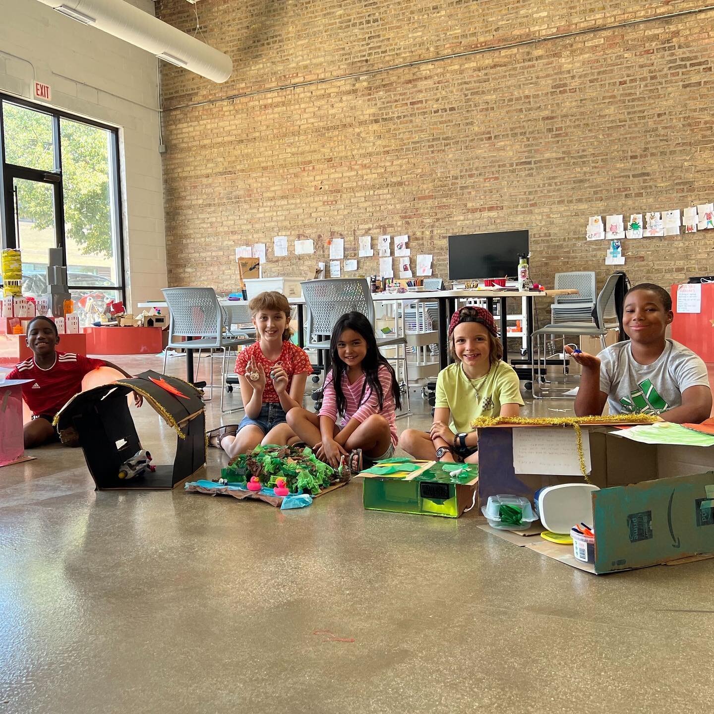 Last week we finished our Creature Cribs summer program. Students made homes for Chicago wildlife like coyotes, bats, mink, and more. They built models of their &lsquo;cribs&rsquo; using art supplies and designed and added components using Tinkercad,