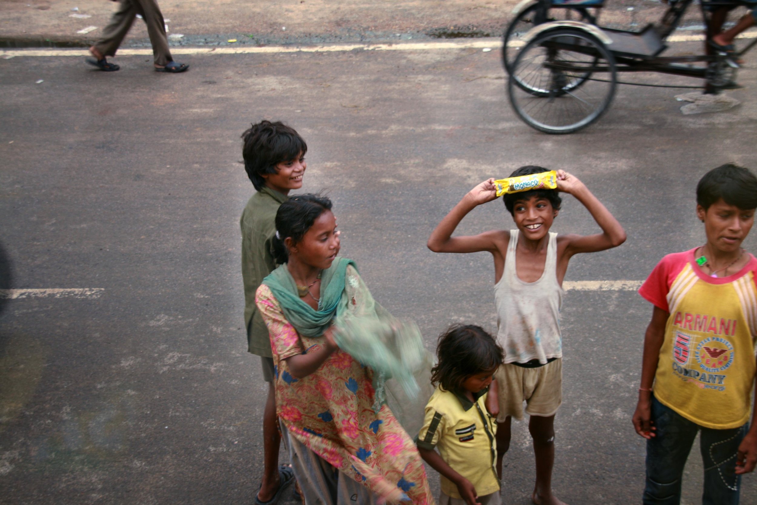 Questuanti bambini India .jpg