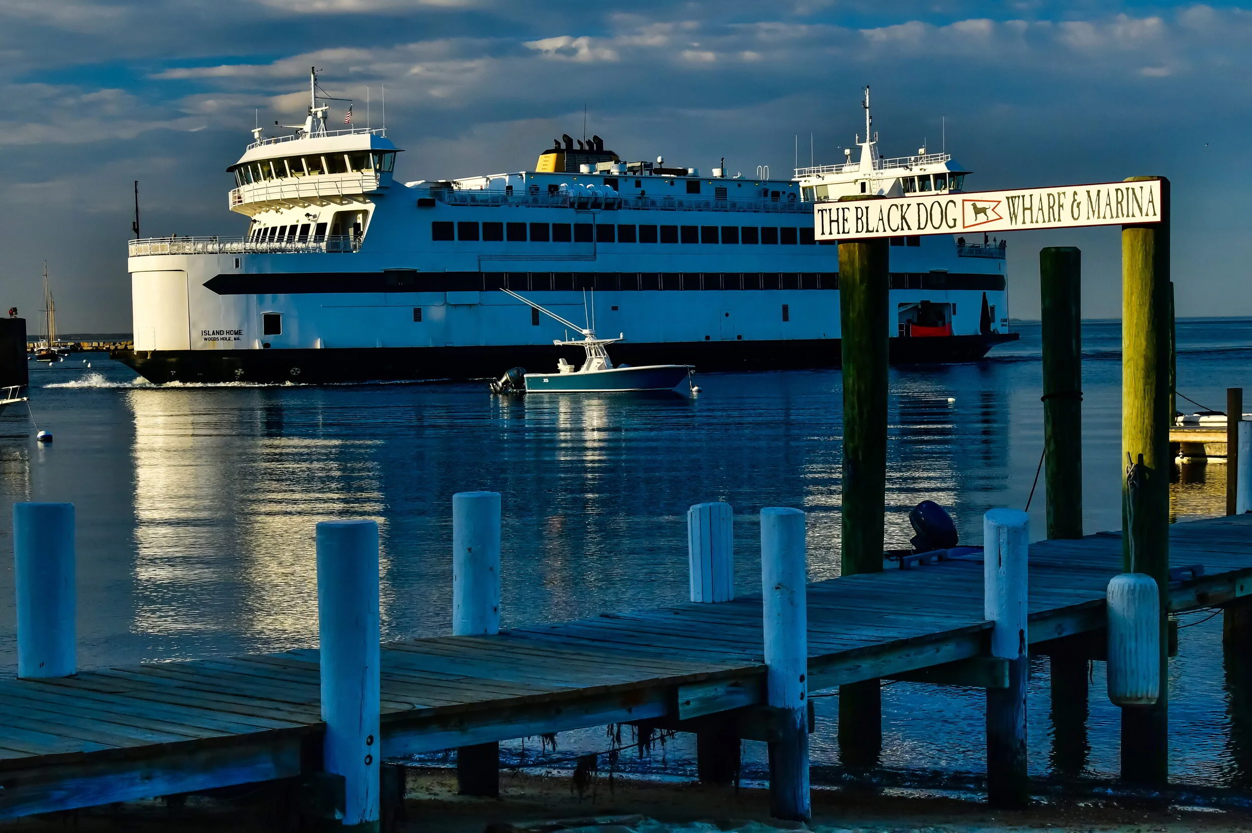 _BEN8189-2_002Ferry Compressed.JPG