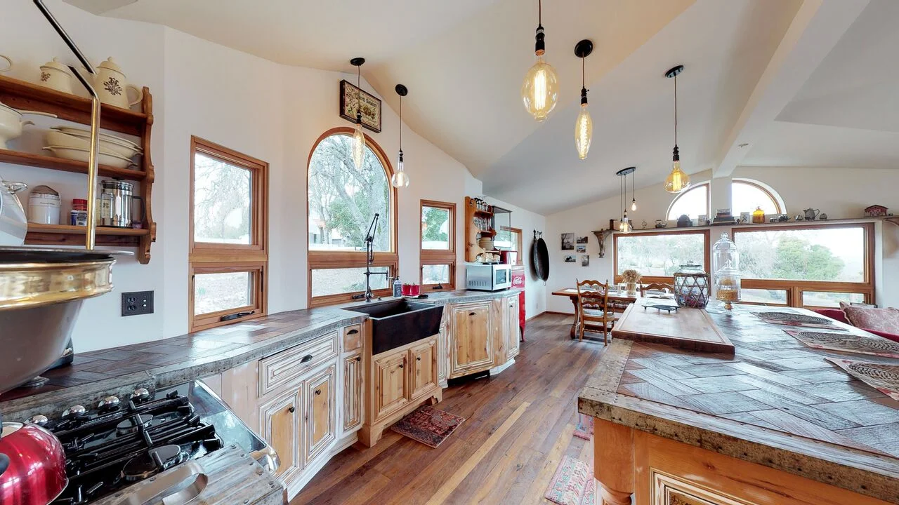 87WyDm2ejii - 02.13.2018_11.34.31_preview.jpeg