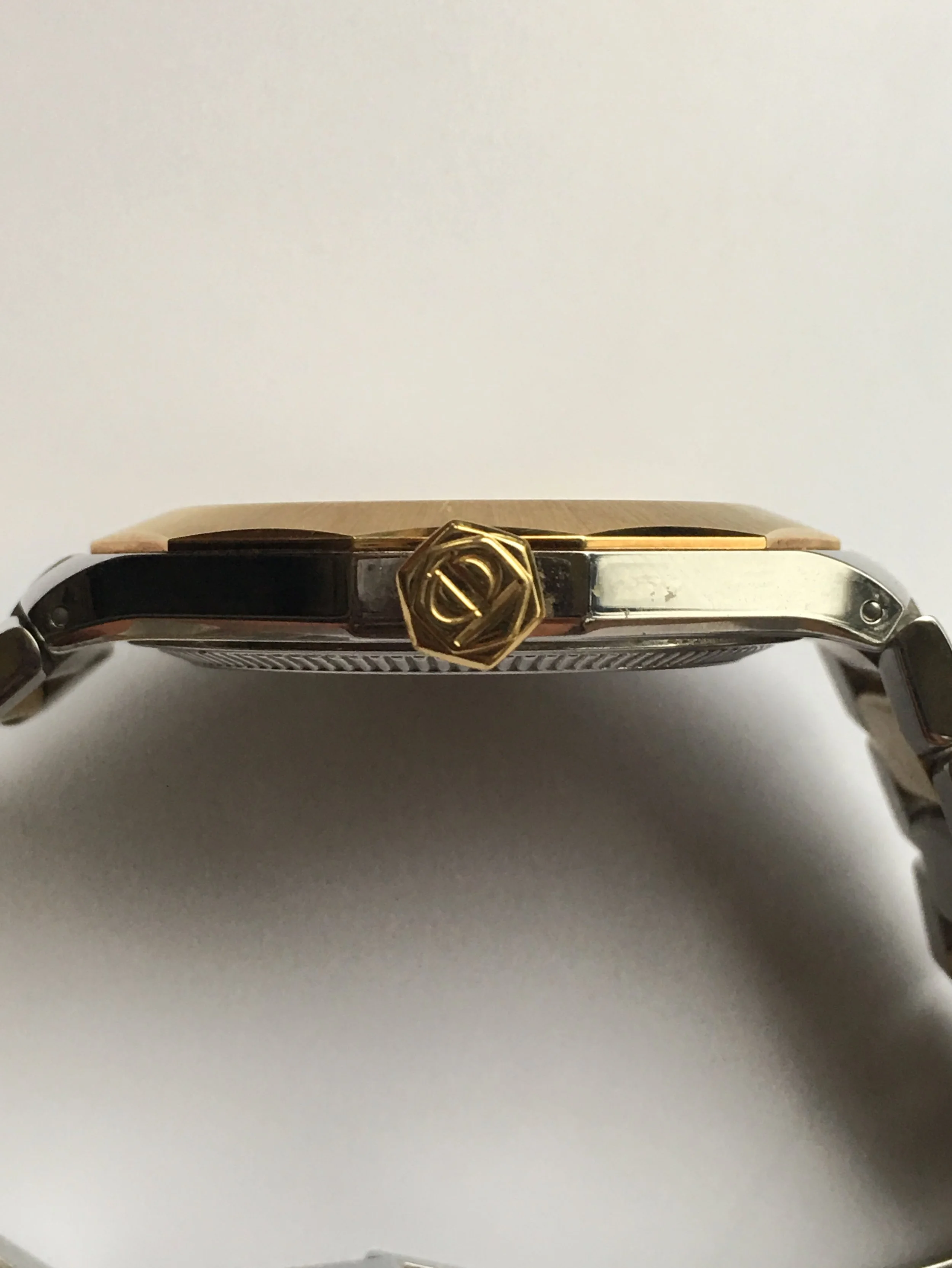 Baume &amp; Mercier Riviera Automatic With Date. R. Wolf Fine Jewelry &amp; Watches. Crown