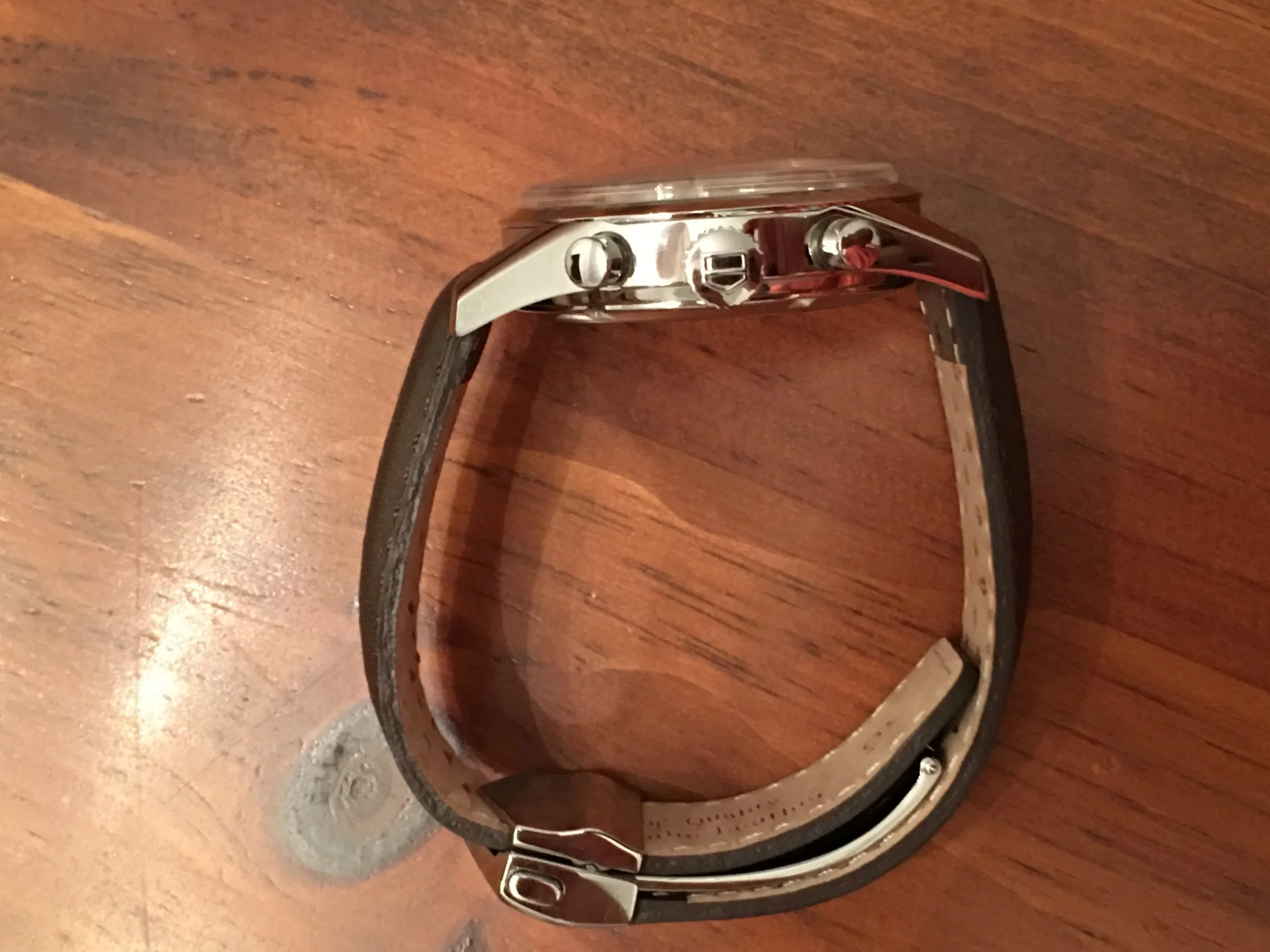TAG Heuer Carrera Chronograph Automatic With Date. R. Wolf Fine Jewelry &amp; Watches. push buttons