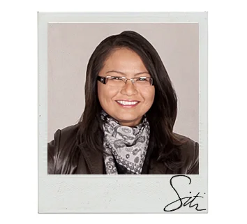 Siti Hassan - Senior Architect Siti graduated with a Bachelor of Arts (Architecture) in 1999 and Bachelor of Architecture (Honours) in 2001 at Deakin University. Having worked with several architectural firms in Malaysia in the early years of her career, Siti was exposed to a large scale of design work comprising of planning and urban design, high-rise multi residential development, commercial, educational and institutional projects. At Archsign Siti specialises in coordinating all aspects of design and documentation delivery through to construction administration services, ensuring successful project outcomes for Archsign's clients. Being a Registered Architect her astute attention to detail and reliable project and contract management skills are proven to be invaluable to Archsign. Besides her passion for design and the creative process, Siti has strong interest in on-site problem solving, achieving innovative solutions and striving for quality design outcomes whilst being mindful of operating within the contractual obligations and constraints of the given budget.