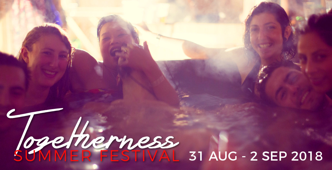 HOT TUB BANNER NEW4.jpg