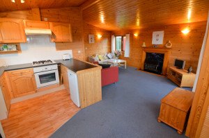 Pine Cabin shared kitchen, diner, lounge..jpg