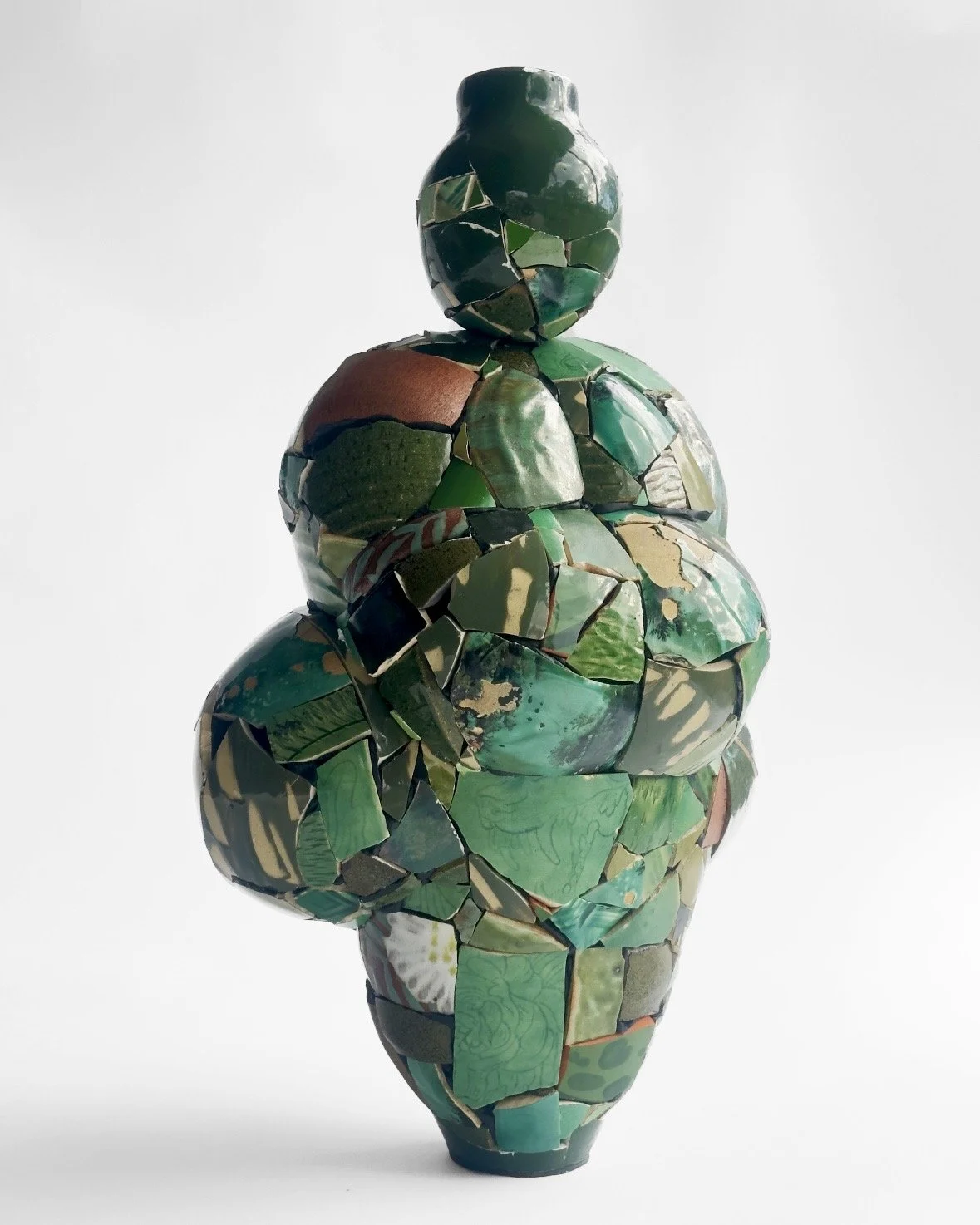 Mother Lespegue 
2025

Known Artists within this work:
Bianca Juarez
Ruth Easterbrook
Members of the CCC in Fayetteville, AR


