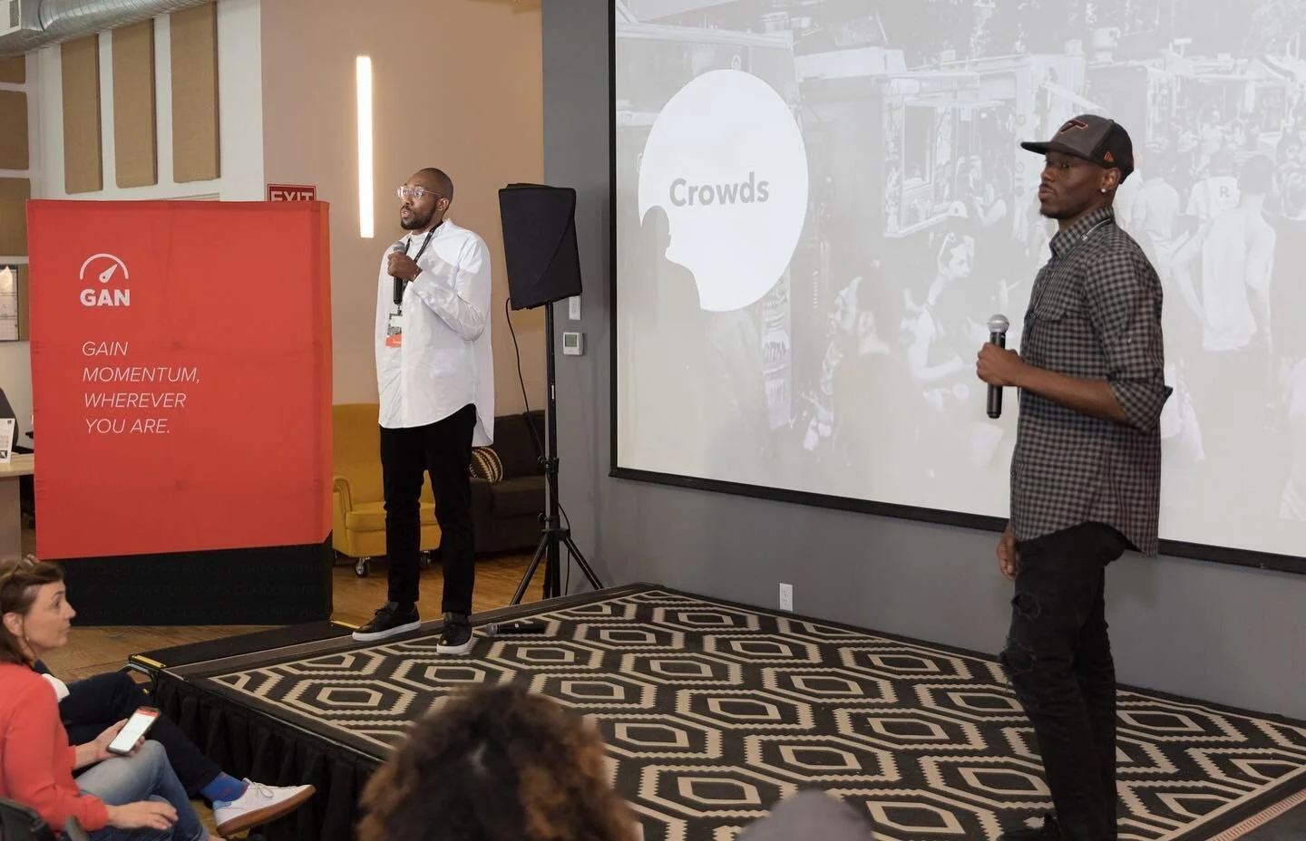 Last week we participated in the GAN Momentum pitch competition. 
Funny story is that the slides that were practicing with the night before were different from the ones on stage😂. (S/o to @sofie_for_short  for keep helping us practice) 
I realized i