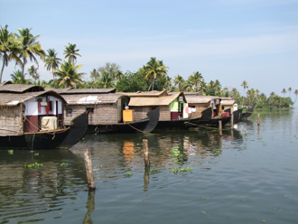 houseboat 1A.jpg