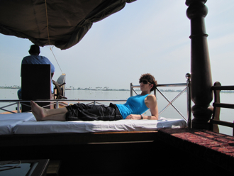 houseboat 18.jpg