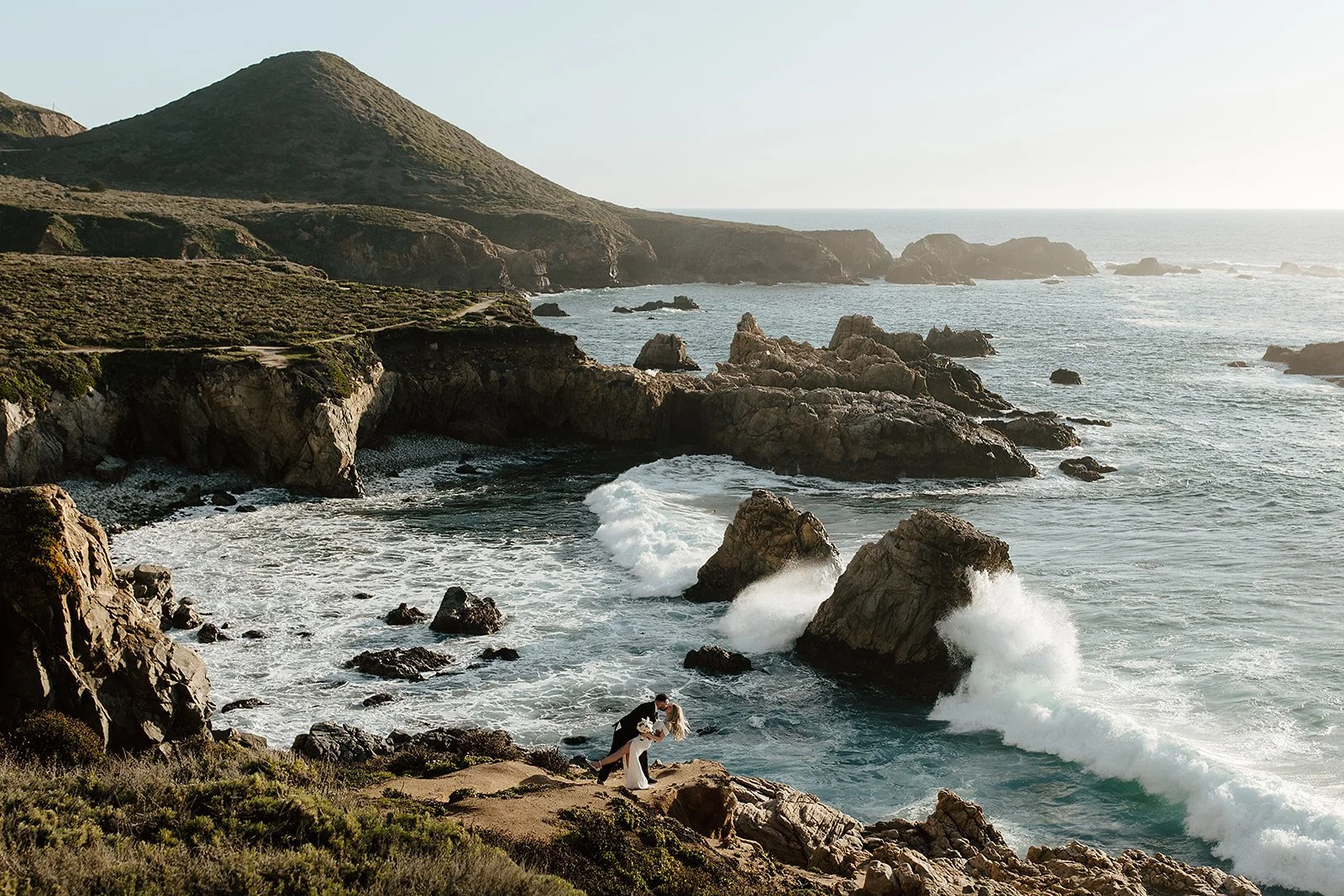 BIG SUR SPRINGTIME WEDDING WITH CLASSIC CAR
