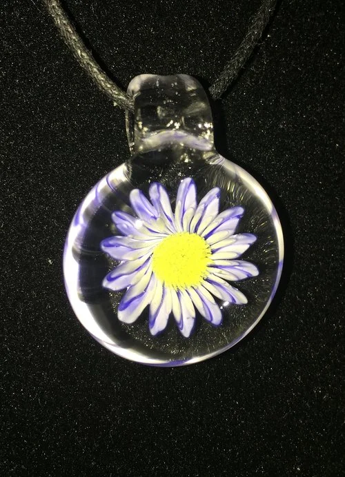 Blurple N' White Daisy 