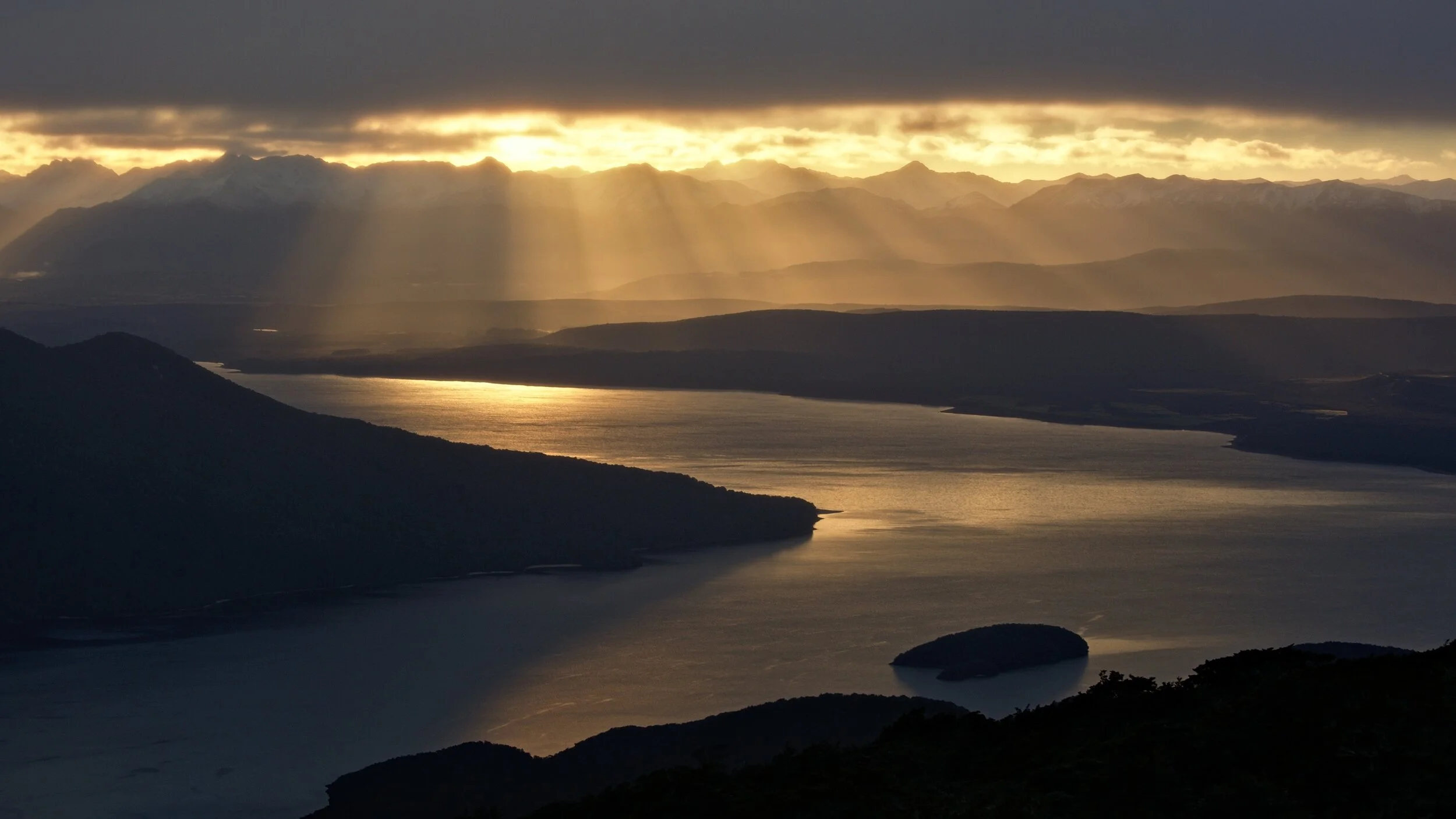 Fiordland National Park1.jpeg