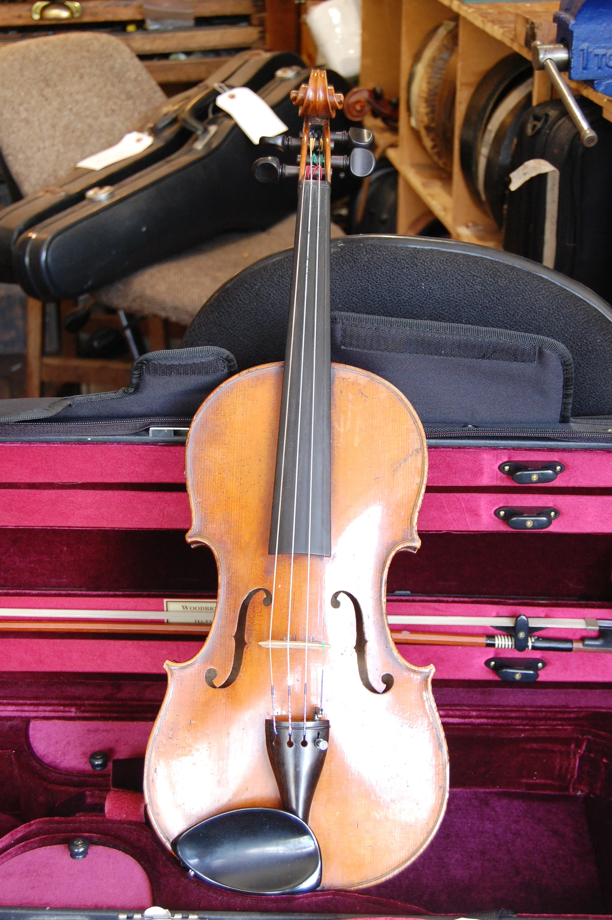 Full size German violin C1860 with case and bow, on sale for £1,000 CS002Condition: GoodTone: 5/5Value for money: 4/5Overall rating: 4/5