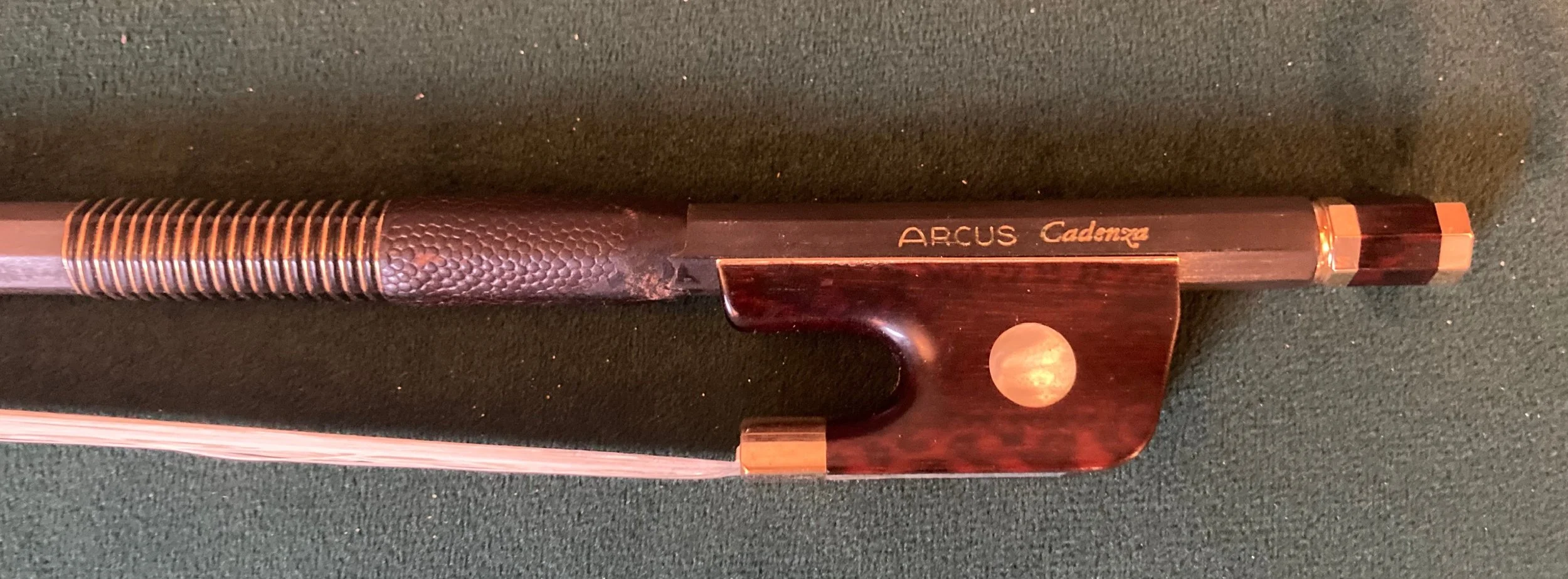 Arcus gold mounted cello bow