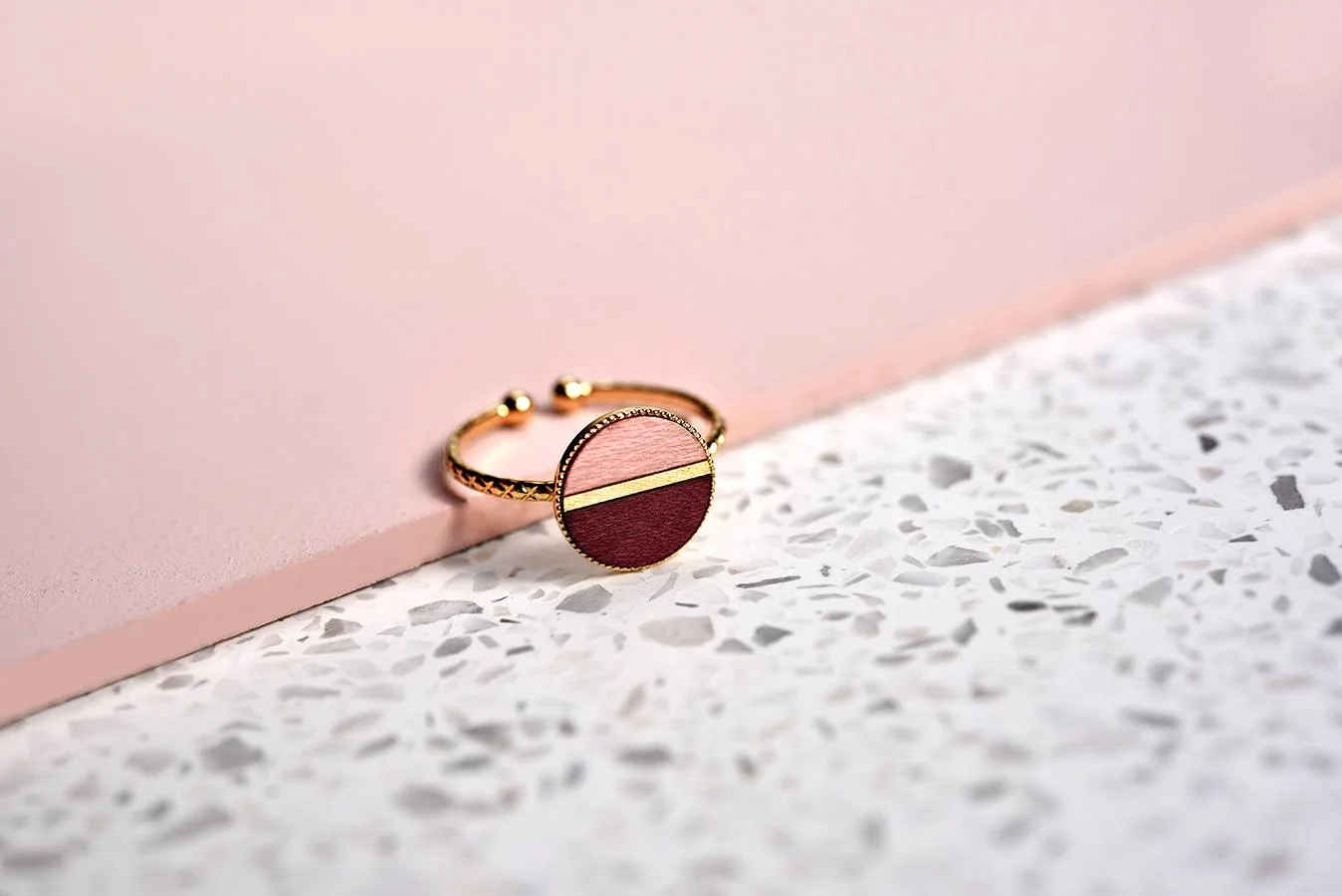 bague-bois-marqueterie-celeste-rose.jpg