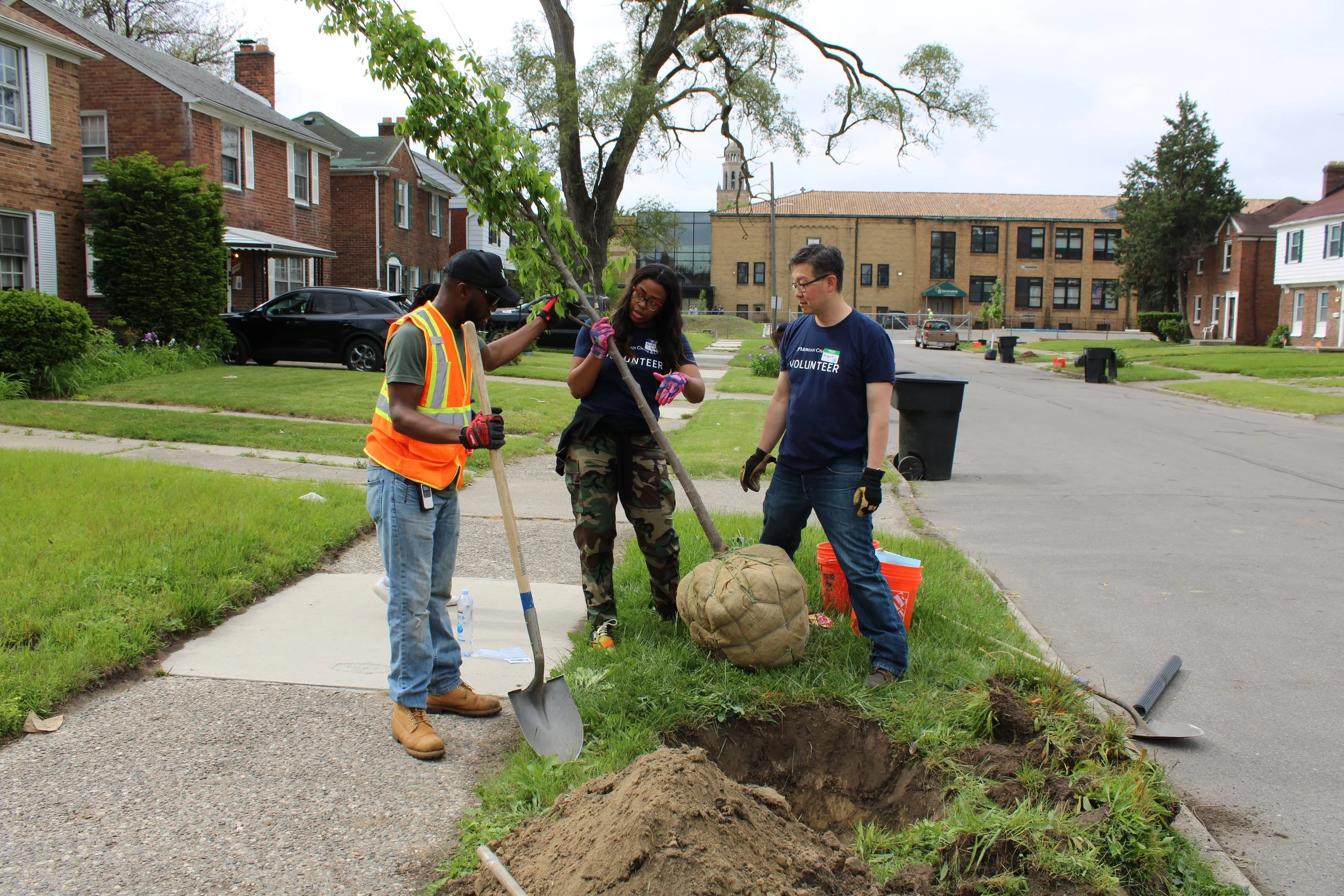 Eliza Howell Park Community Tree Planting