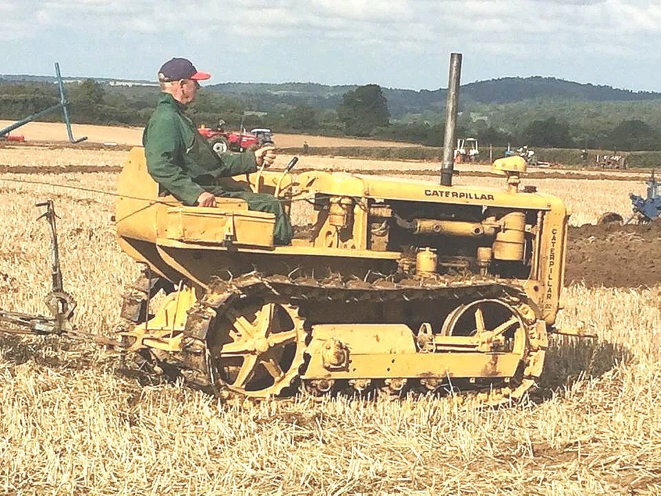 Tractor.4..jpg