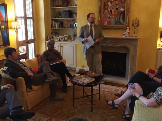 Future901’s cofounder, Robert Donati (standing), shares Future901’s vision for 2020 at a fundraiser