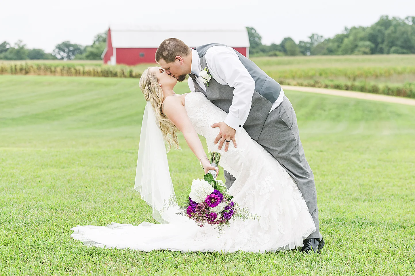Vinnie & Lindsey | Wedding | The Belmont Farm. 