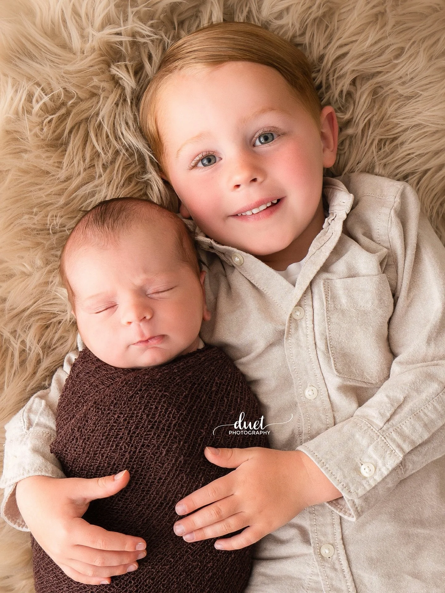 Oh my word!! Meet precious newborn Jamie along with his big brother, Jesse and his amazing mom and dad. These little guys were truly a photographer&rsquo;s dream. So many sweet moments shared among this gorgeous family. Congratulations to the Wynnyk 