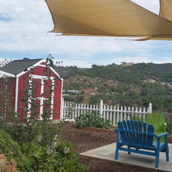 Morning Song Farm - Tucked in the hills of San Diego, our organic subtripical farm is a great centrally located getaway destination. We have two homes on our 20 acre farm to choose from.