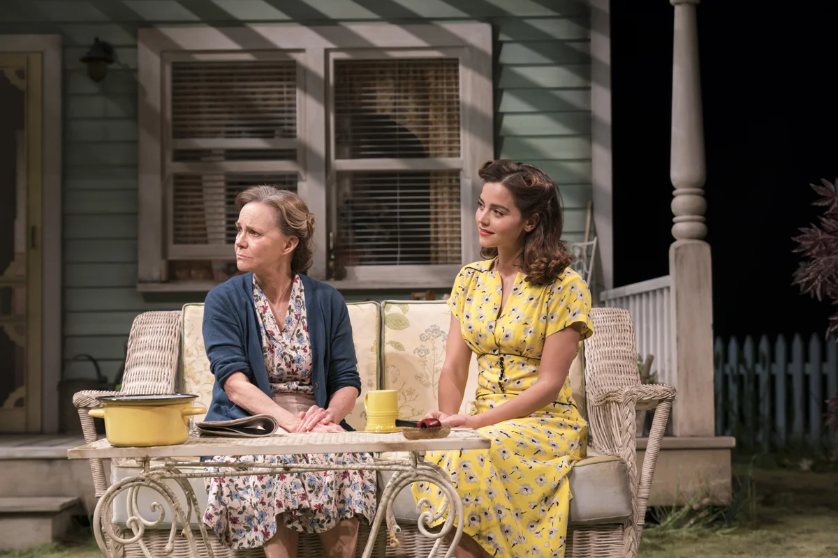All My Sons at The Old Vic. Photo by Johan Persson (4).jpg
