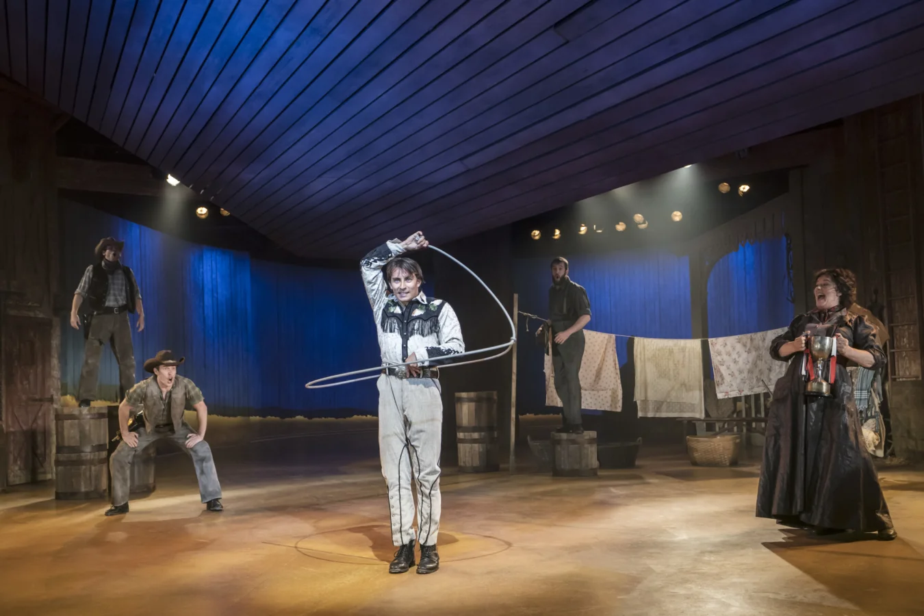 Isaac-Gryn-as-Will-Parker-Josie-Lawrence-left-as-Aunt-Eller-in-OKLAHOMA-at-CFT-Photo-Johan-Persson_263.jpg