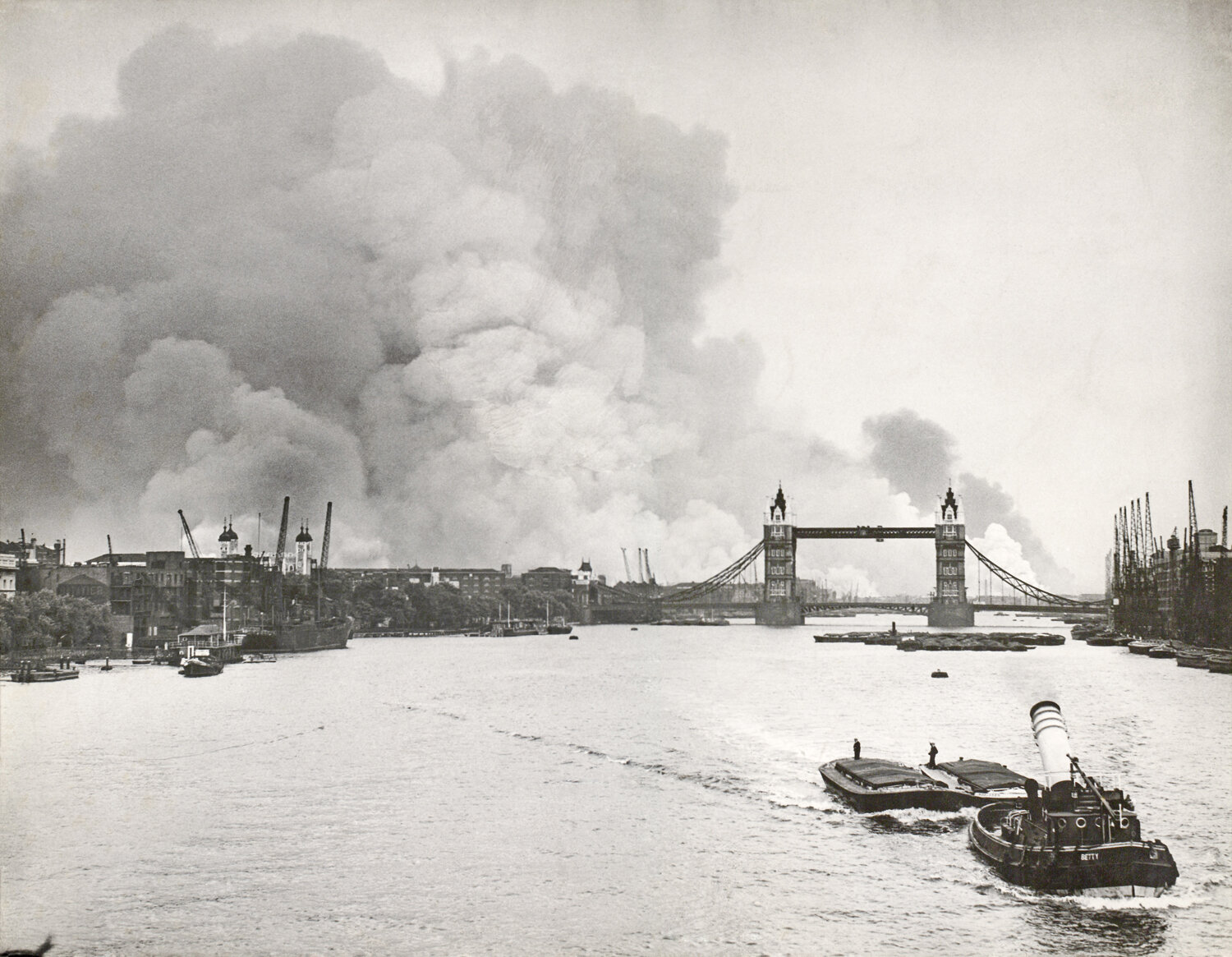 The Docklands ablaze during The Blitz on 7 September, 1940