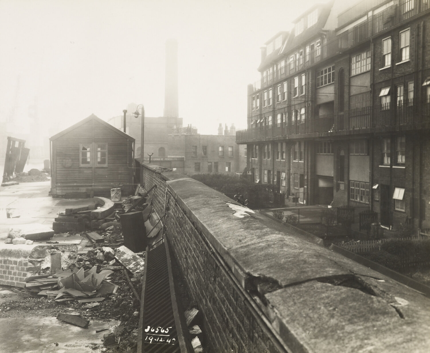 Bomb damage to London Dock, December 1940