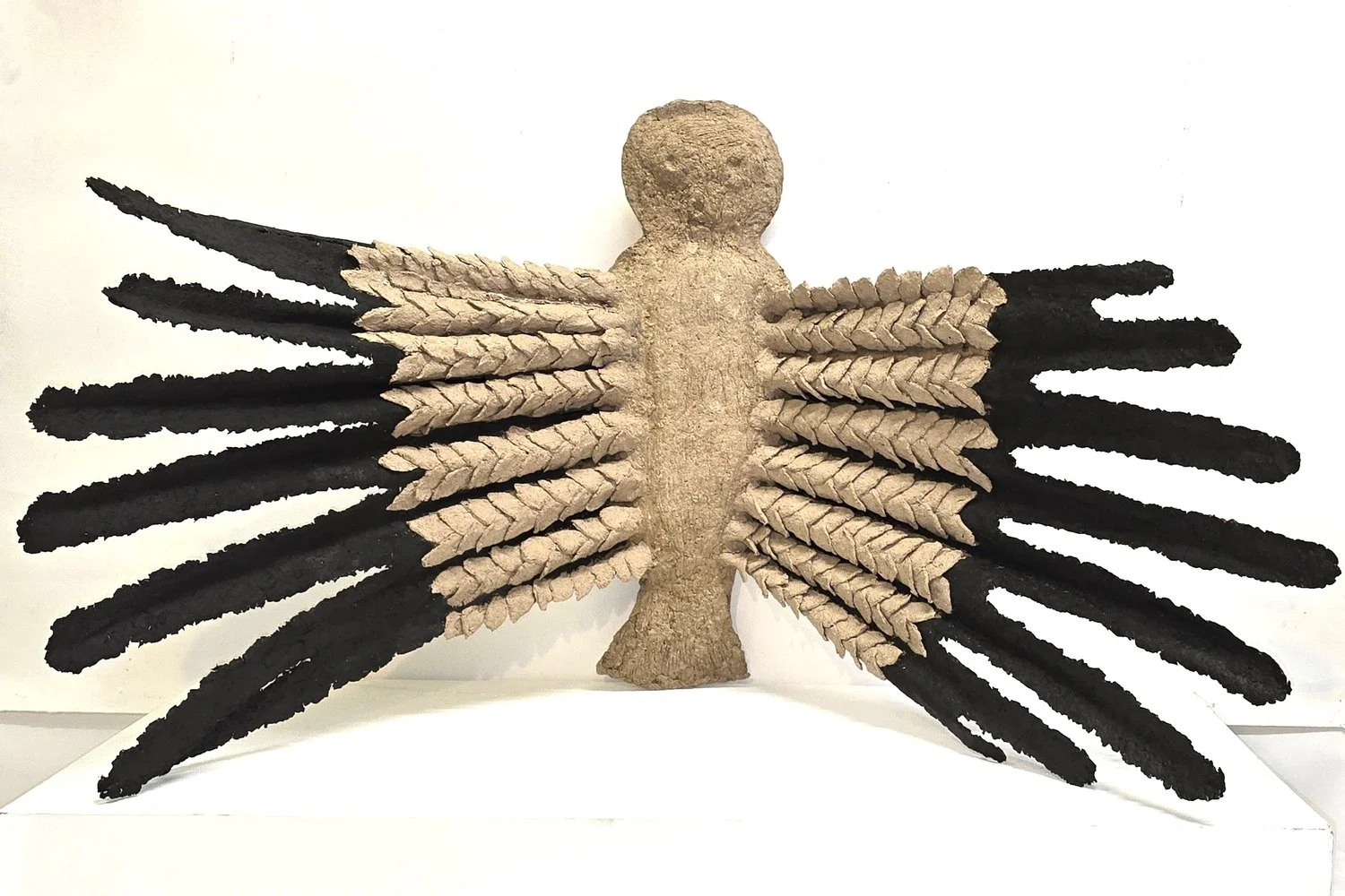 Dorothea Magonet: De-Composition – Beauty on the Edge of Nothingness